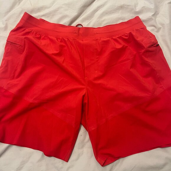Lululemon Train to Beach Short 8" XXL - Picture 3 of 3